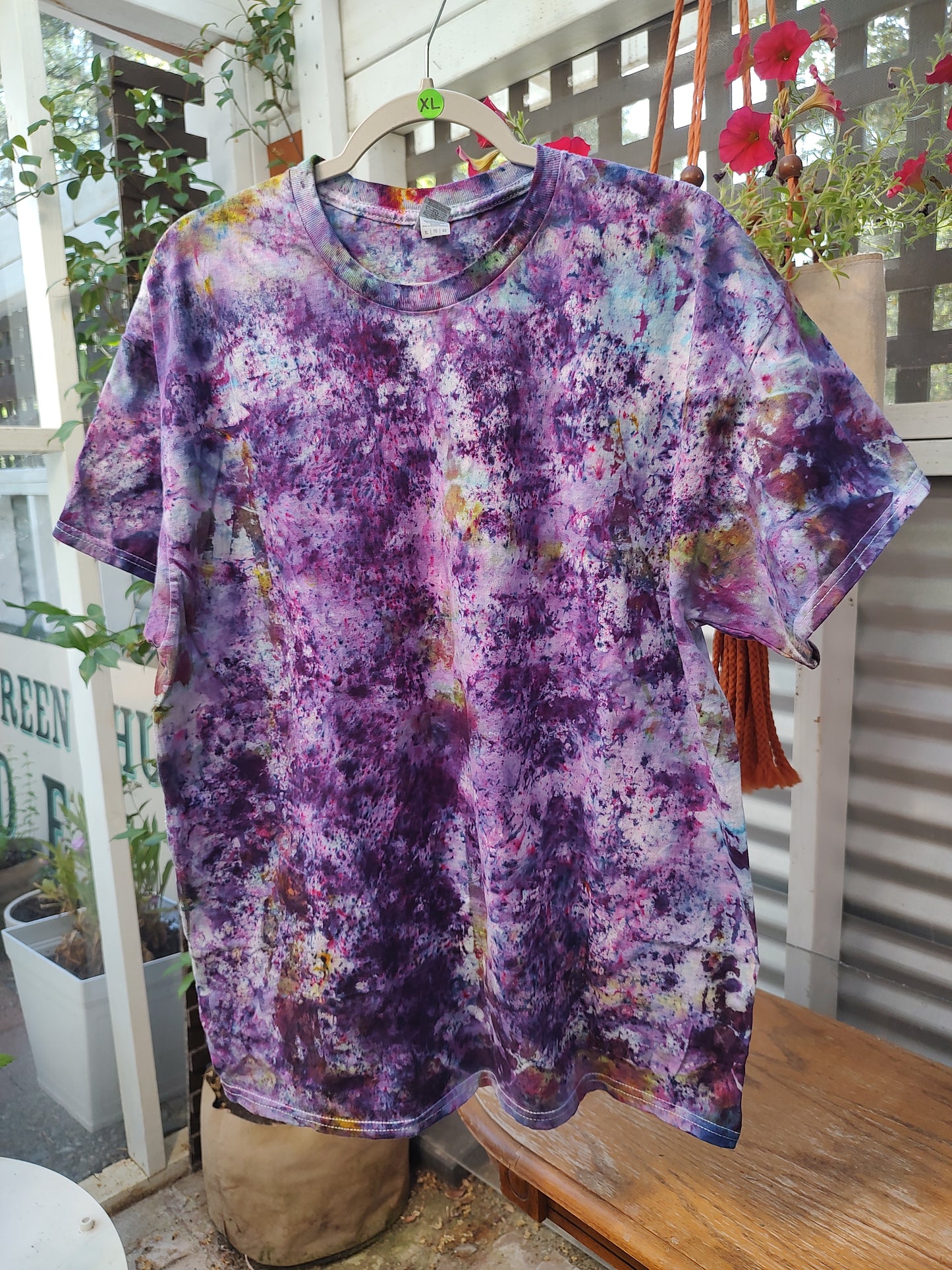 XL T-shirt
