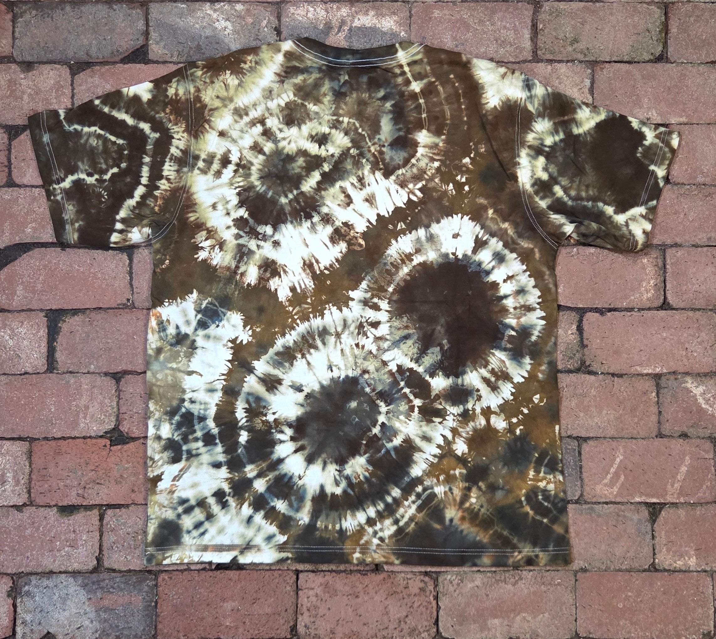 L Carhartt Pocket T-Shirt
