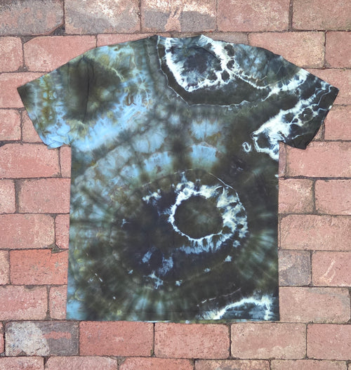 L Shirt